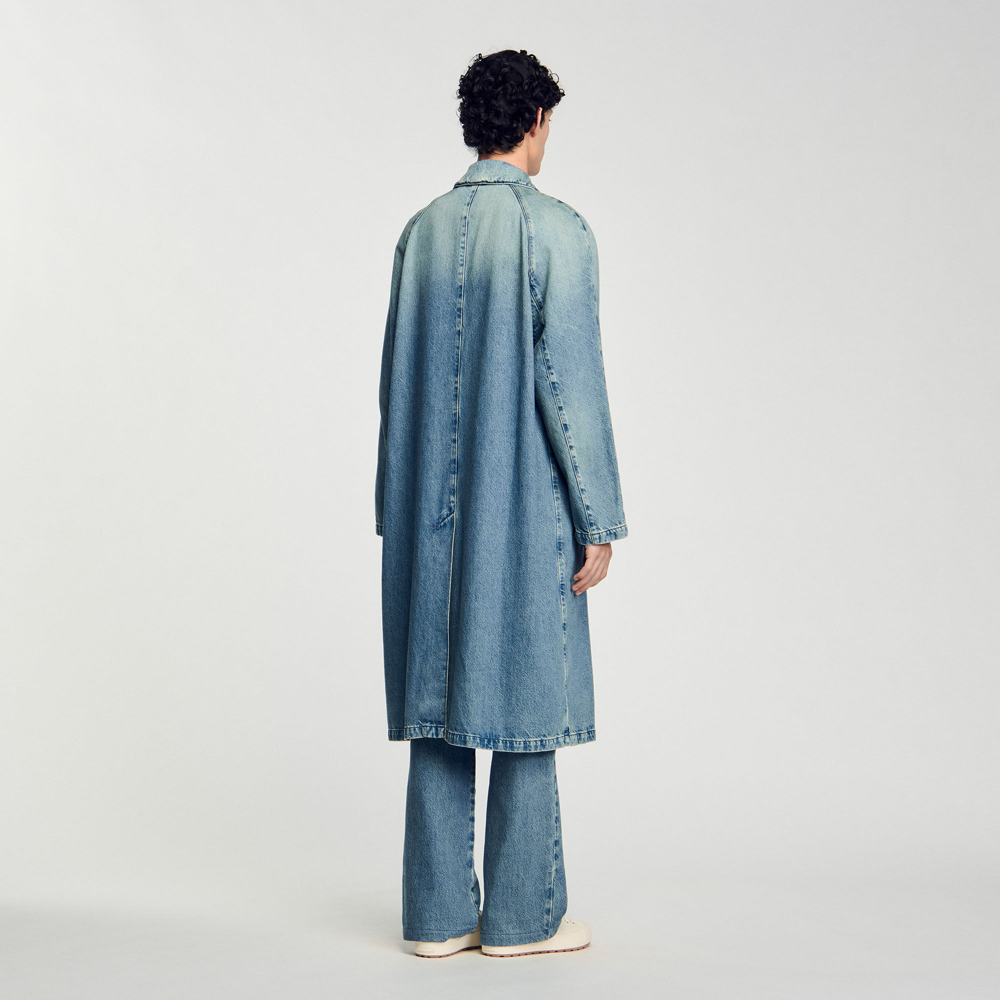 Manteau long en jean délavé 