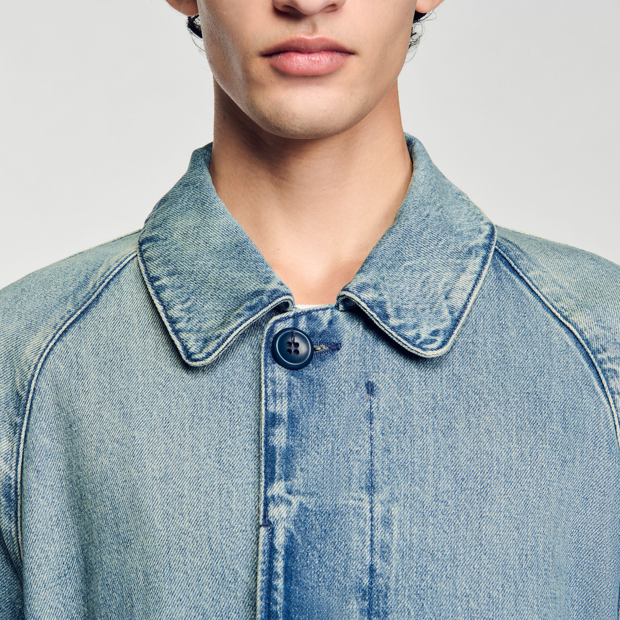 Manteau long en jean délavé 