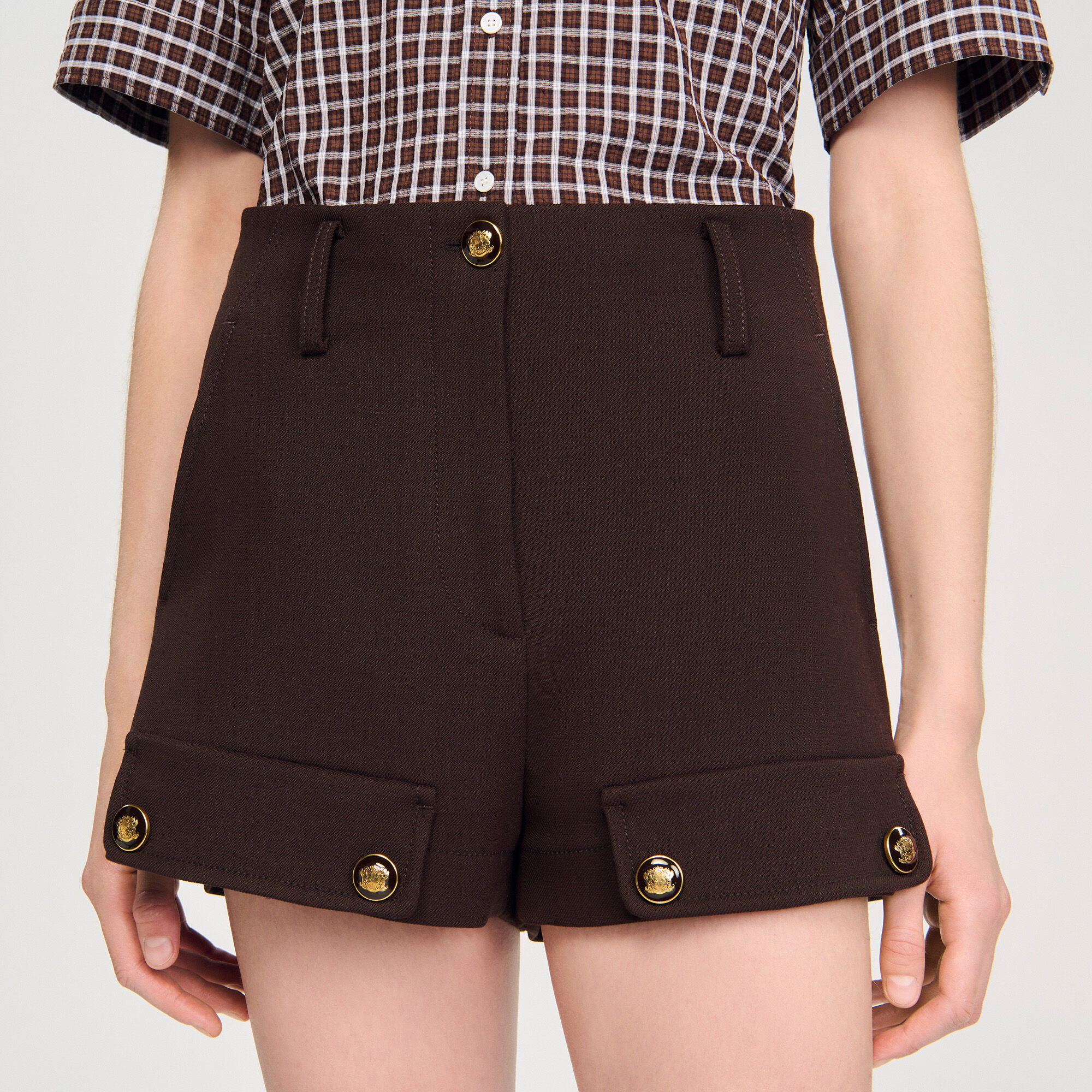 Short carpenter à boutons
