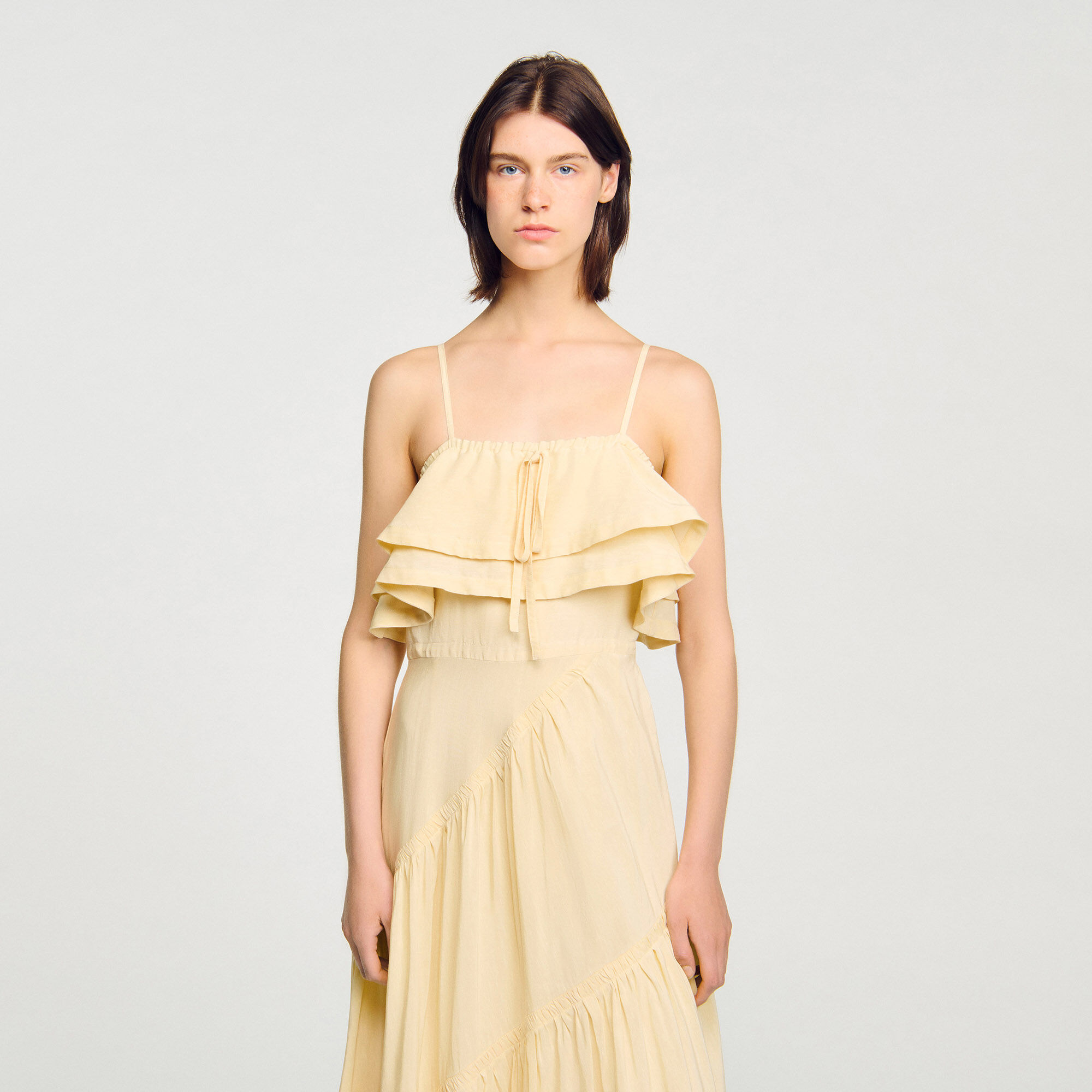 Robe longue à volants