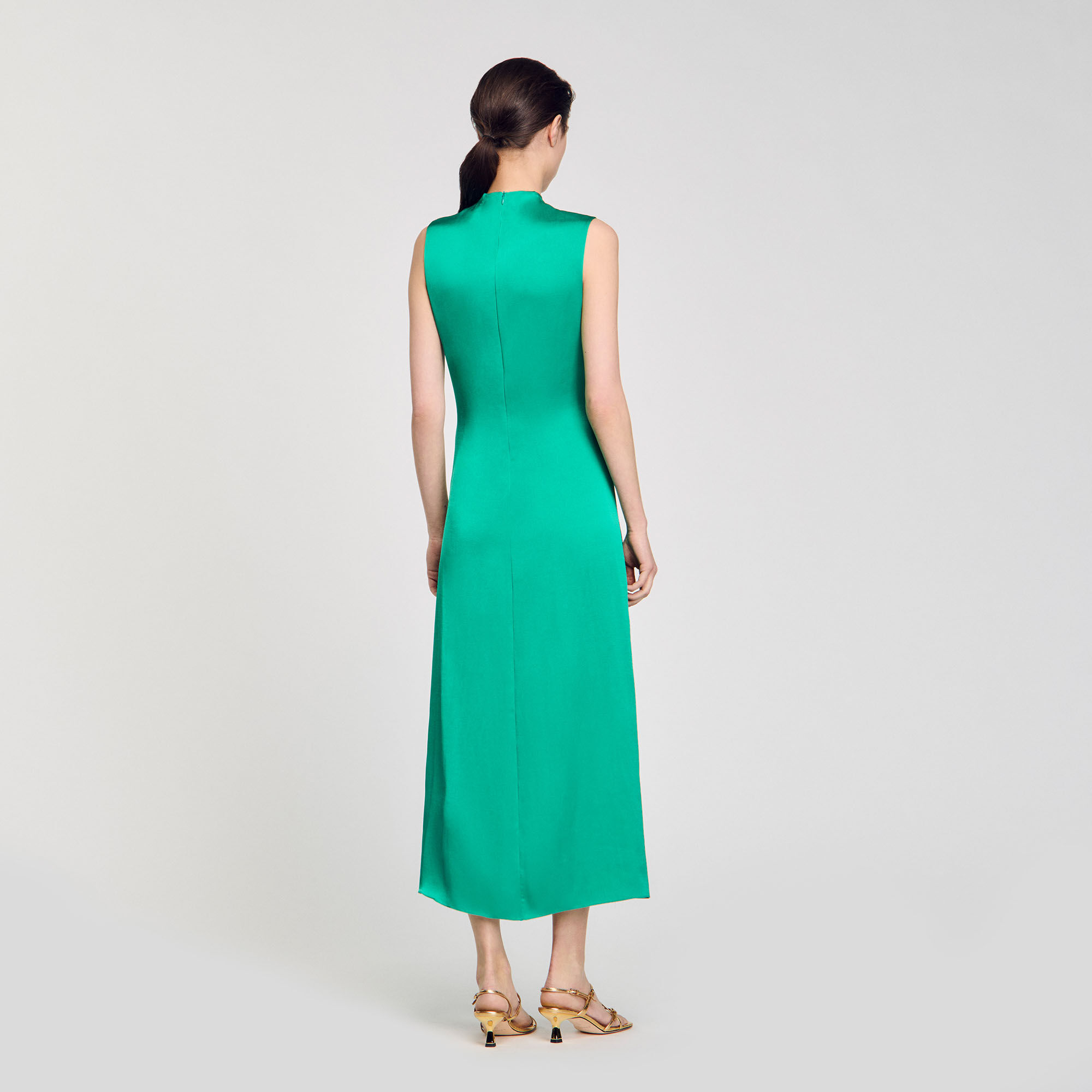 Robe longue en satin