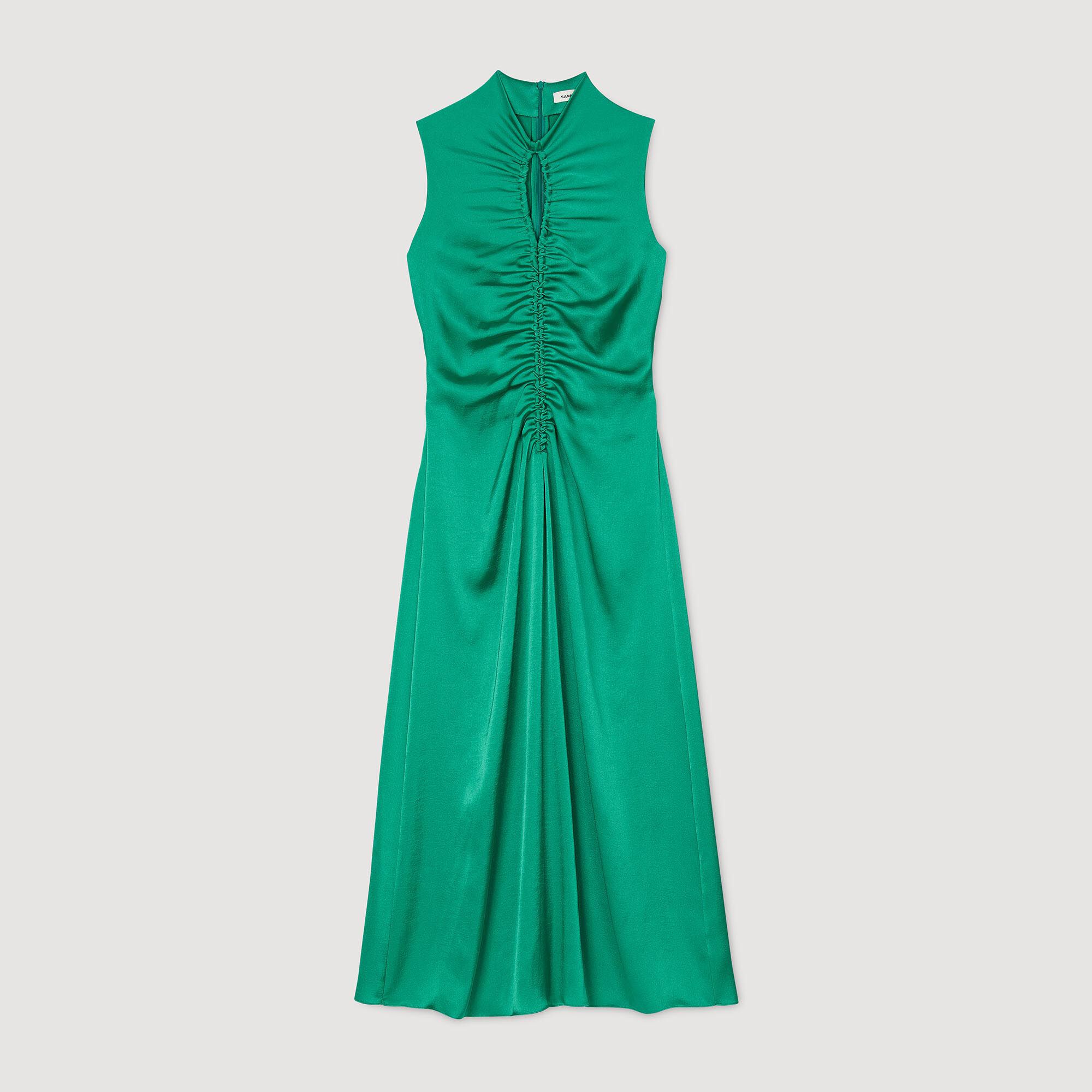 Robe longue en satin