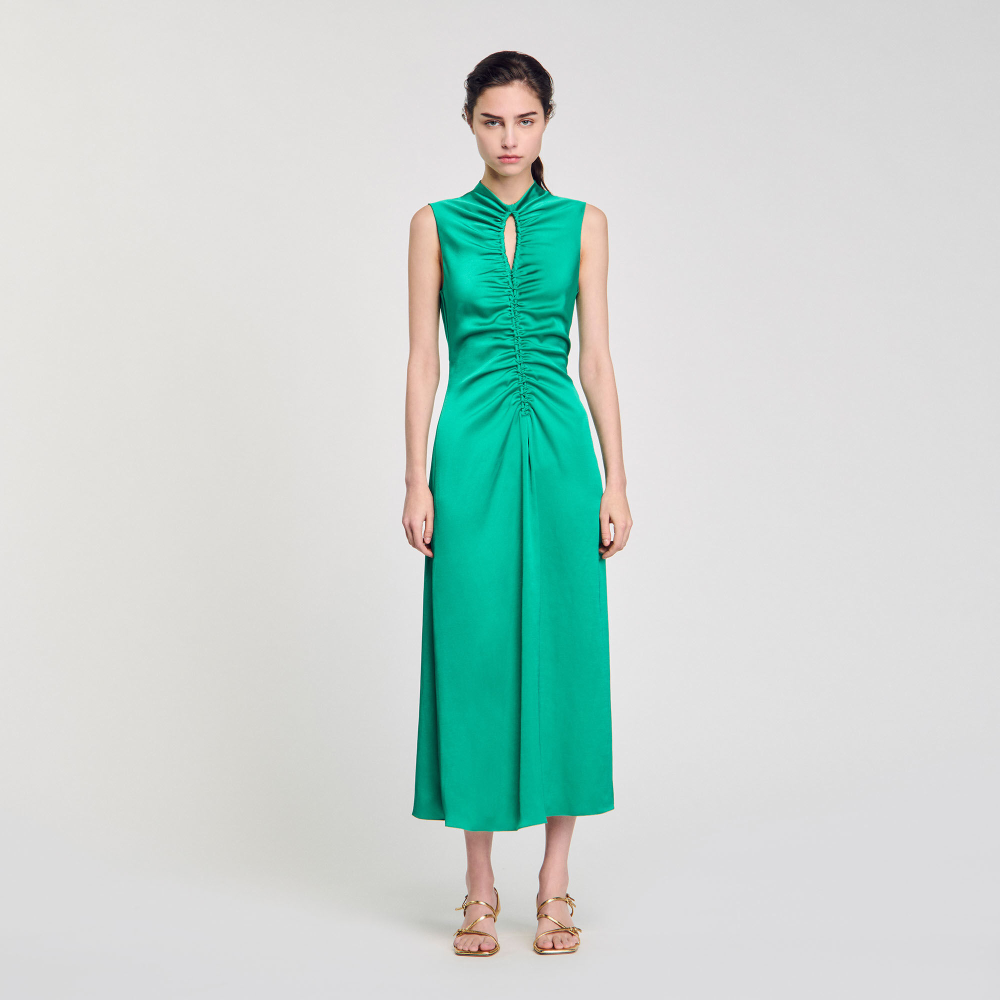 Robe longue en satin