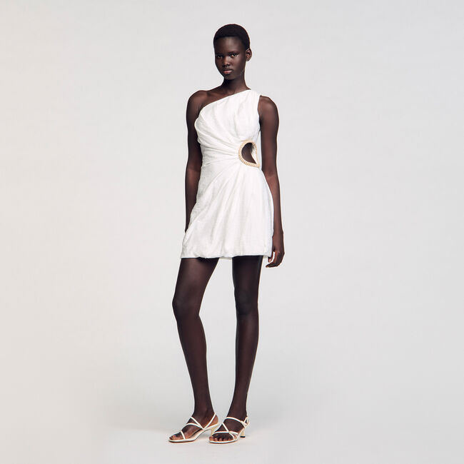 Robe courte asymétrique