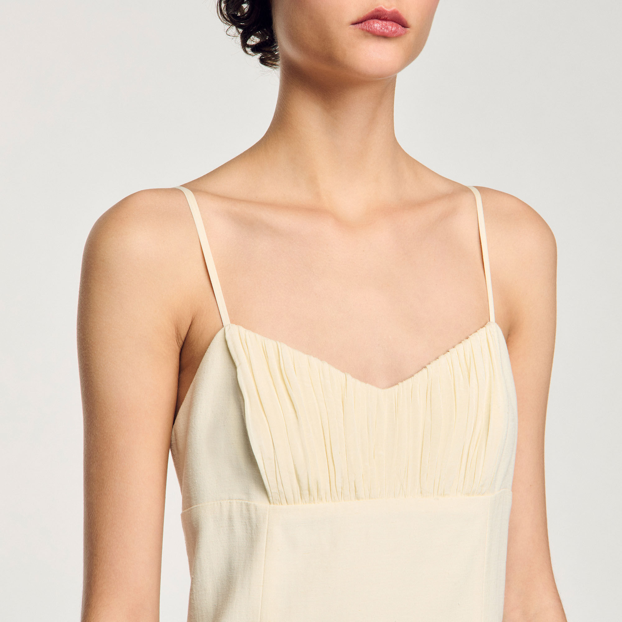 Robe longue plissée