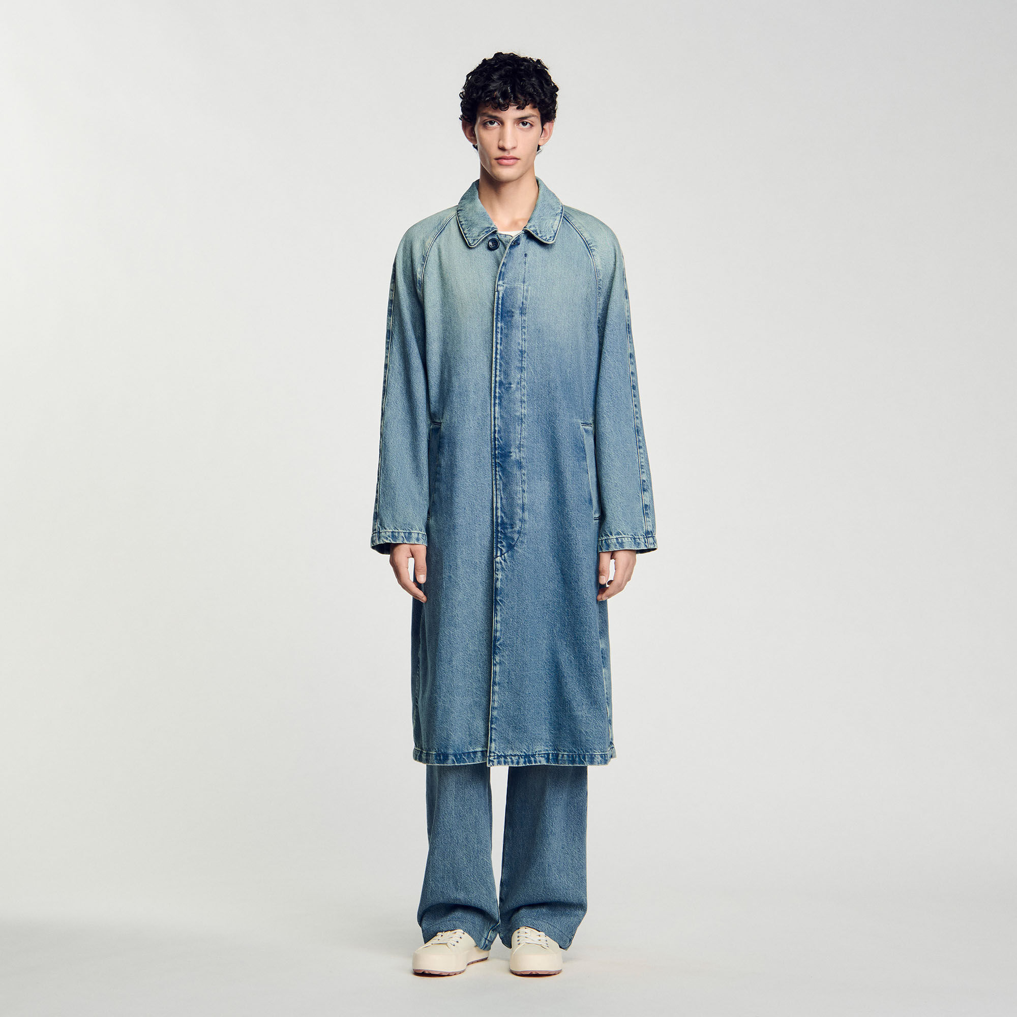 Manteau long en jean délavé 