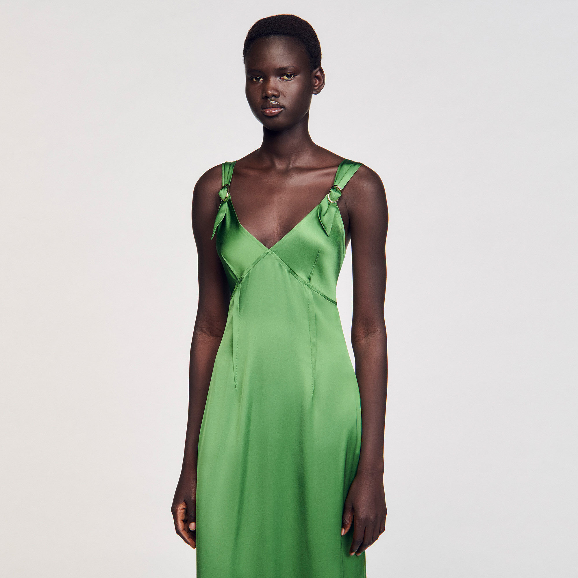 Robe fluide satinée
