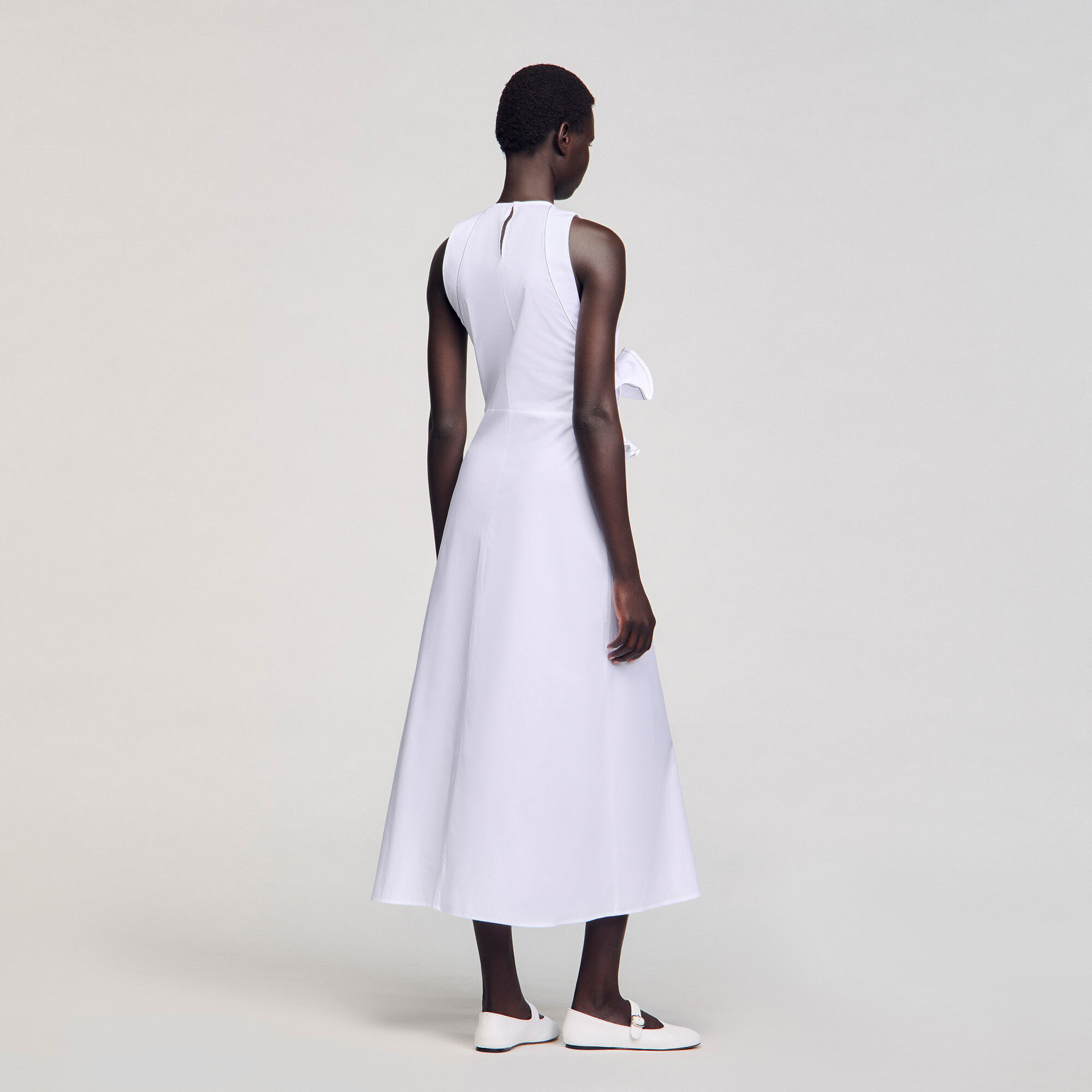 Robe longue à détail volant