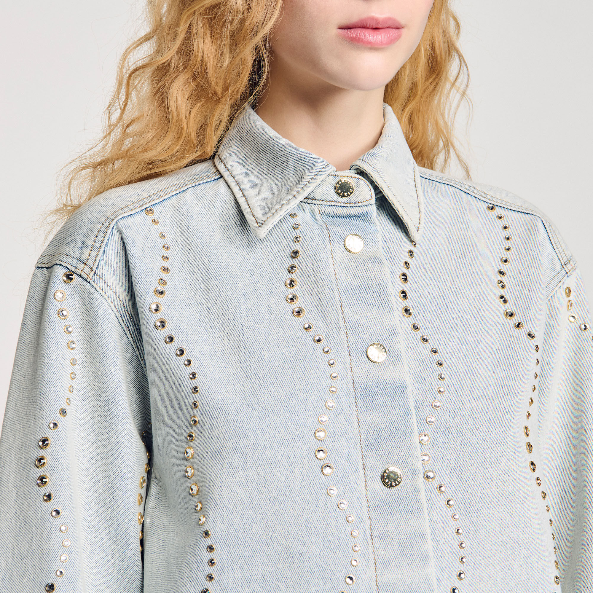 Chemise en jean strassée