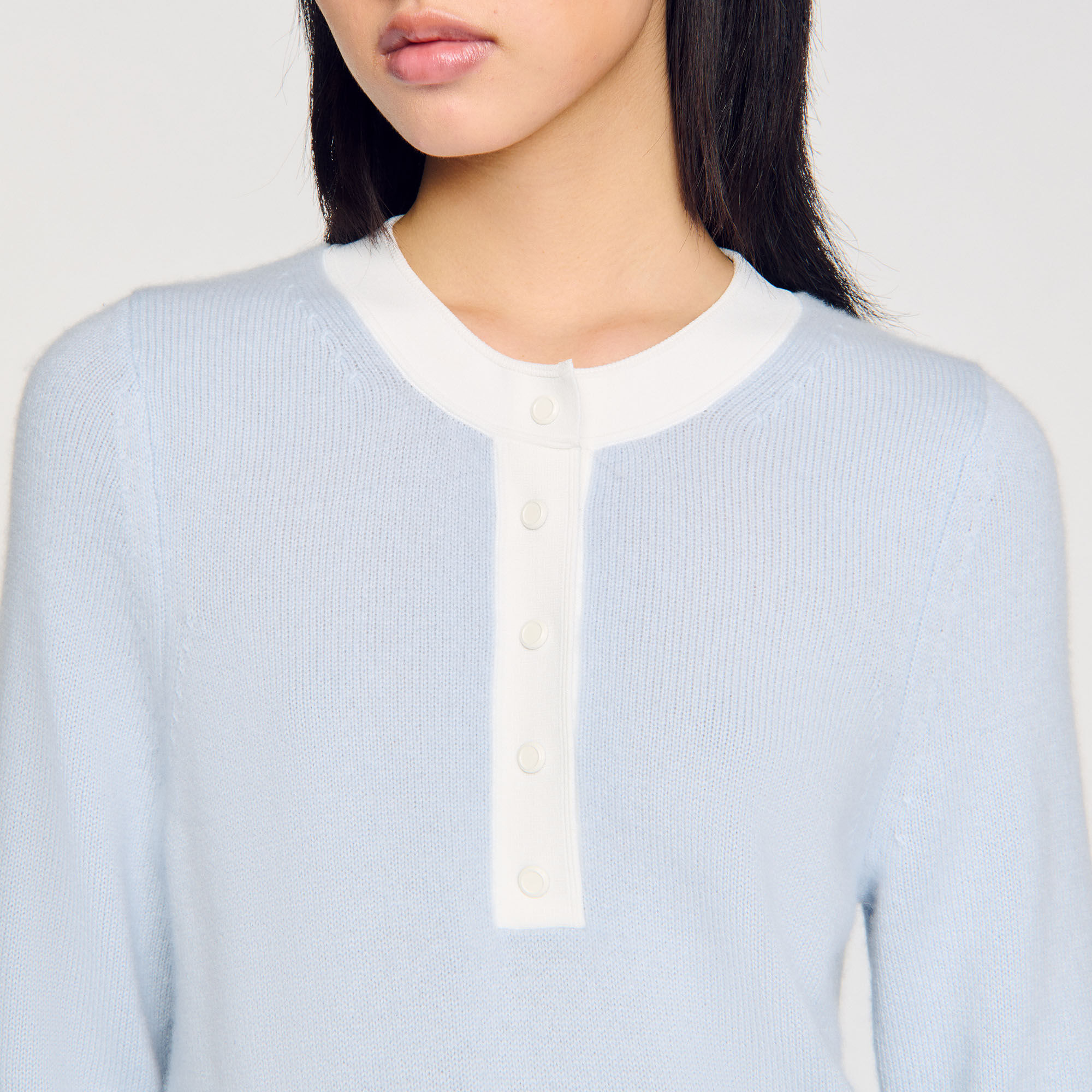 Pull bicolore en laine et cachemire 
