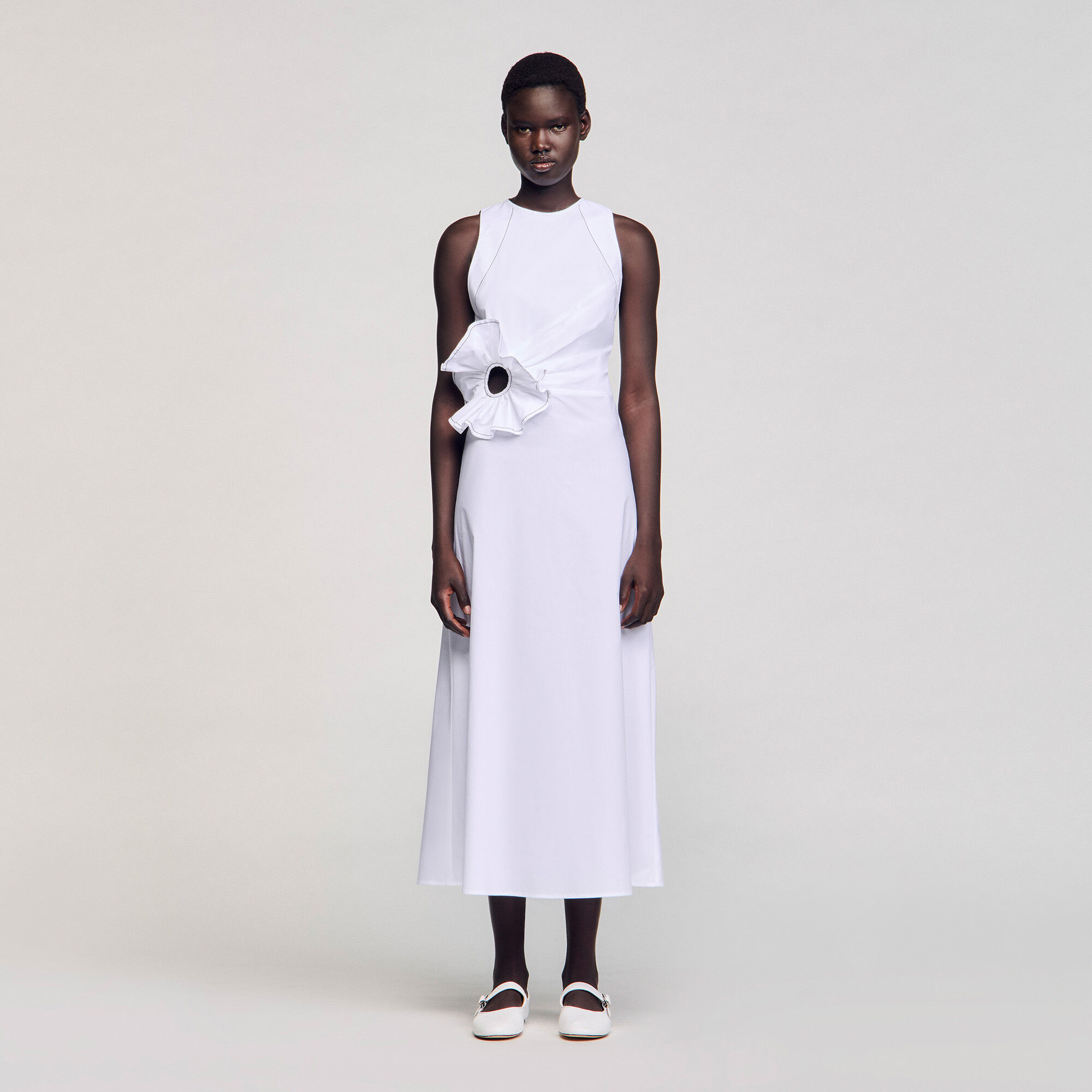 Robe longue à détail volant