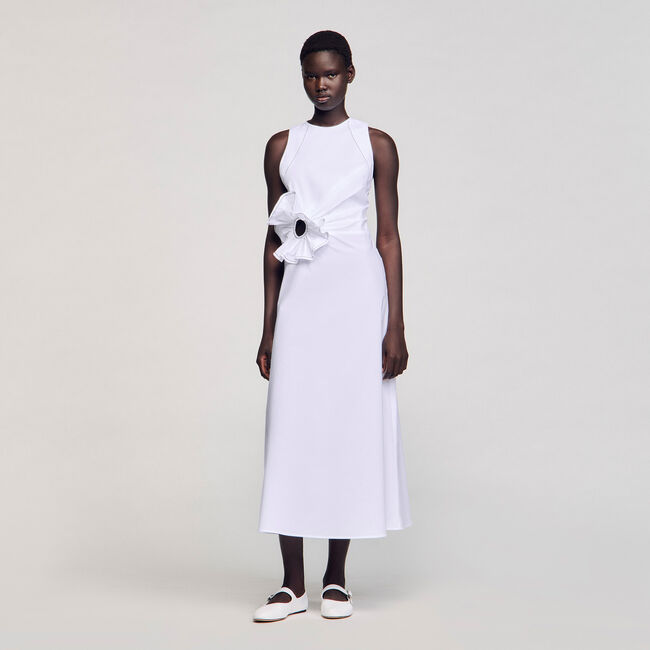 Robe longue à détail volant