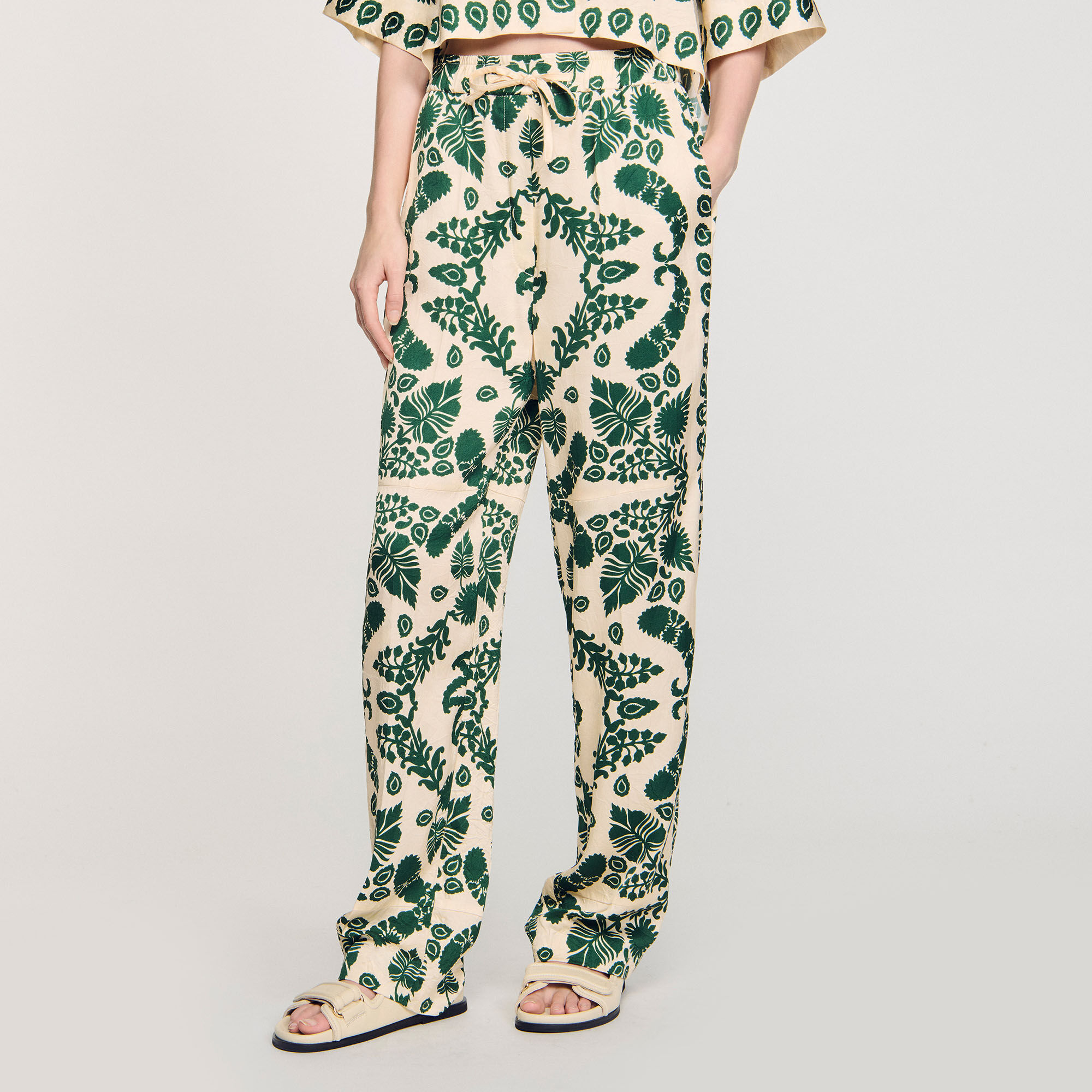Pantalon à imprimé fleuri