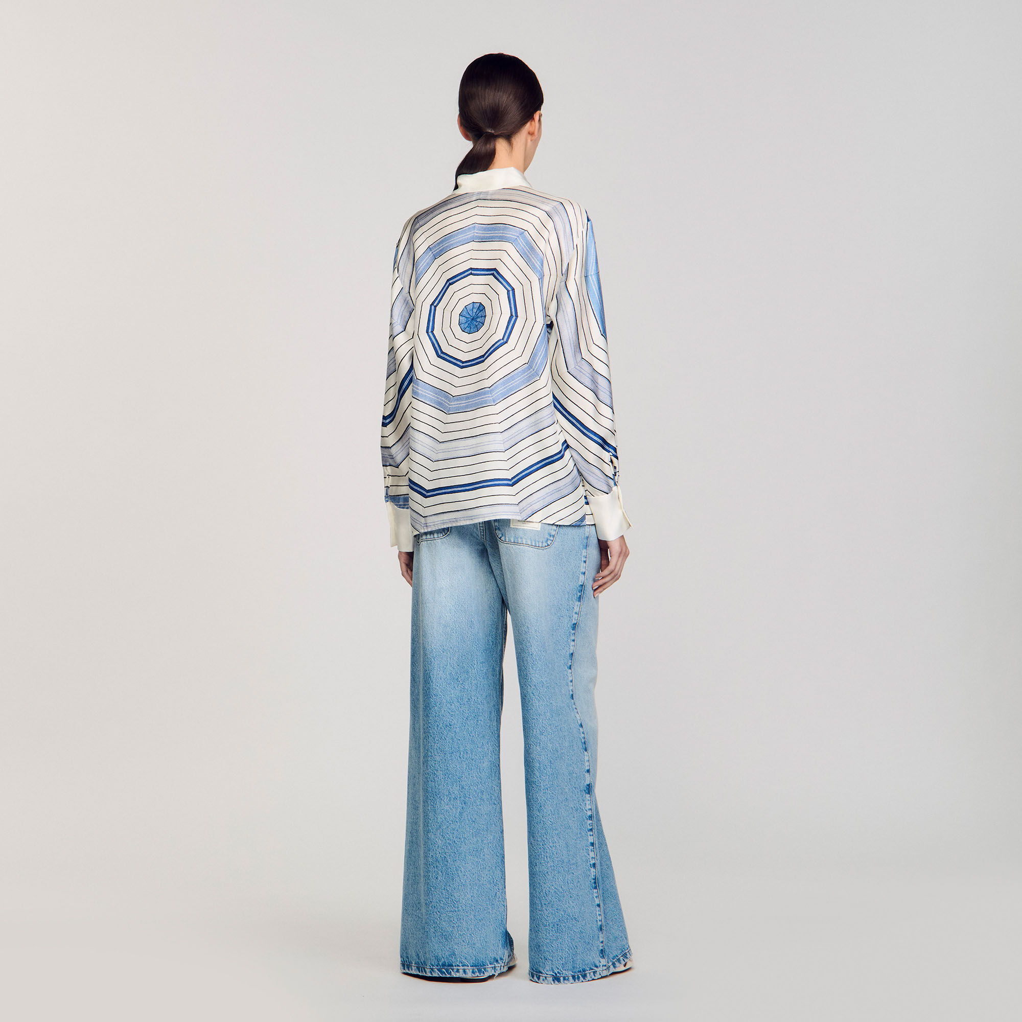 Chemise en soie à imprimé spirales
