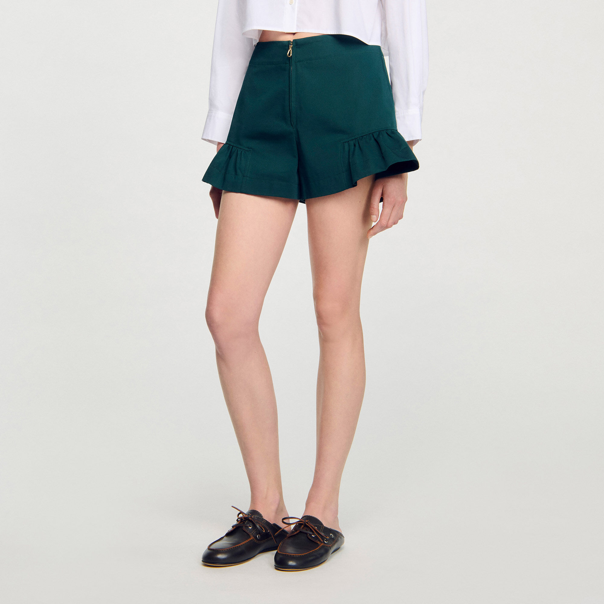 Short à volants