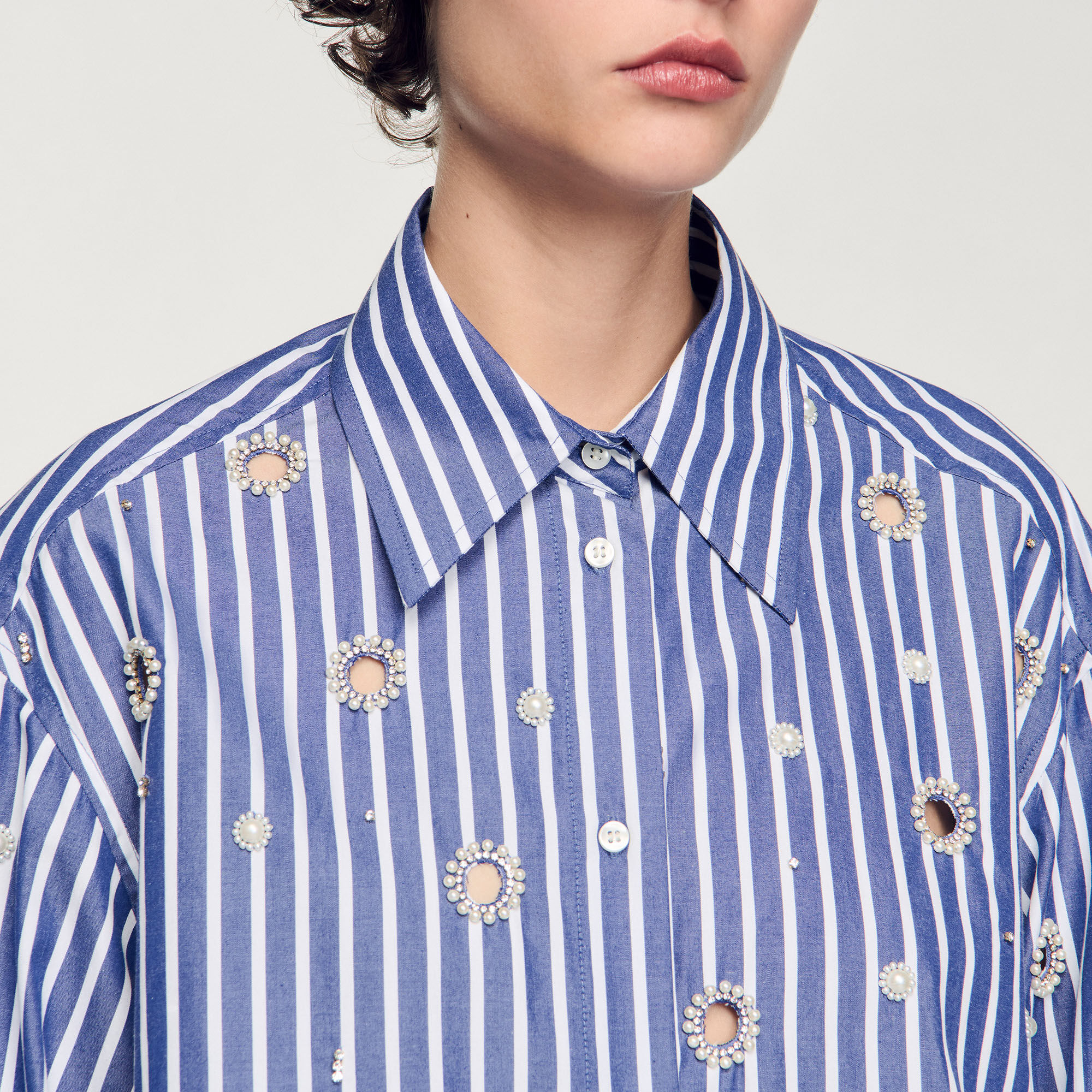 Chemise à rayures perlée