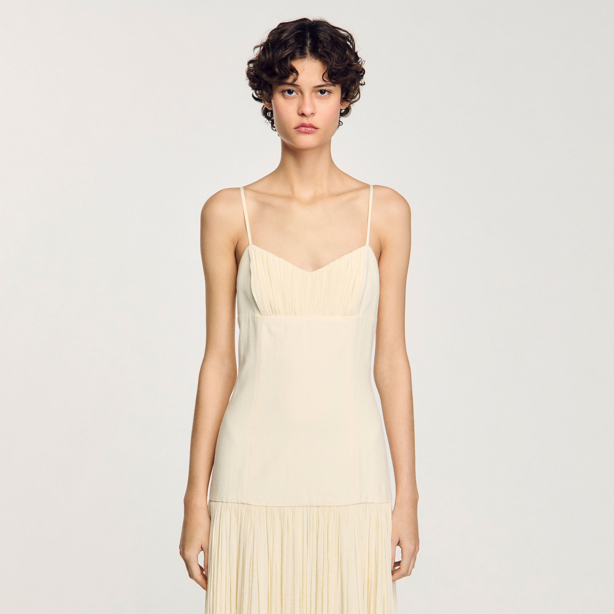 Robe longue plissée