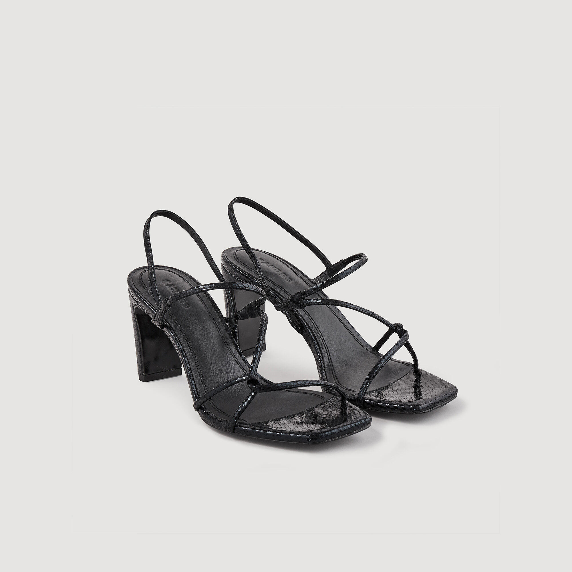 Sandales à fines brides