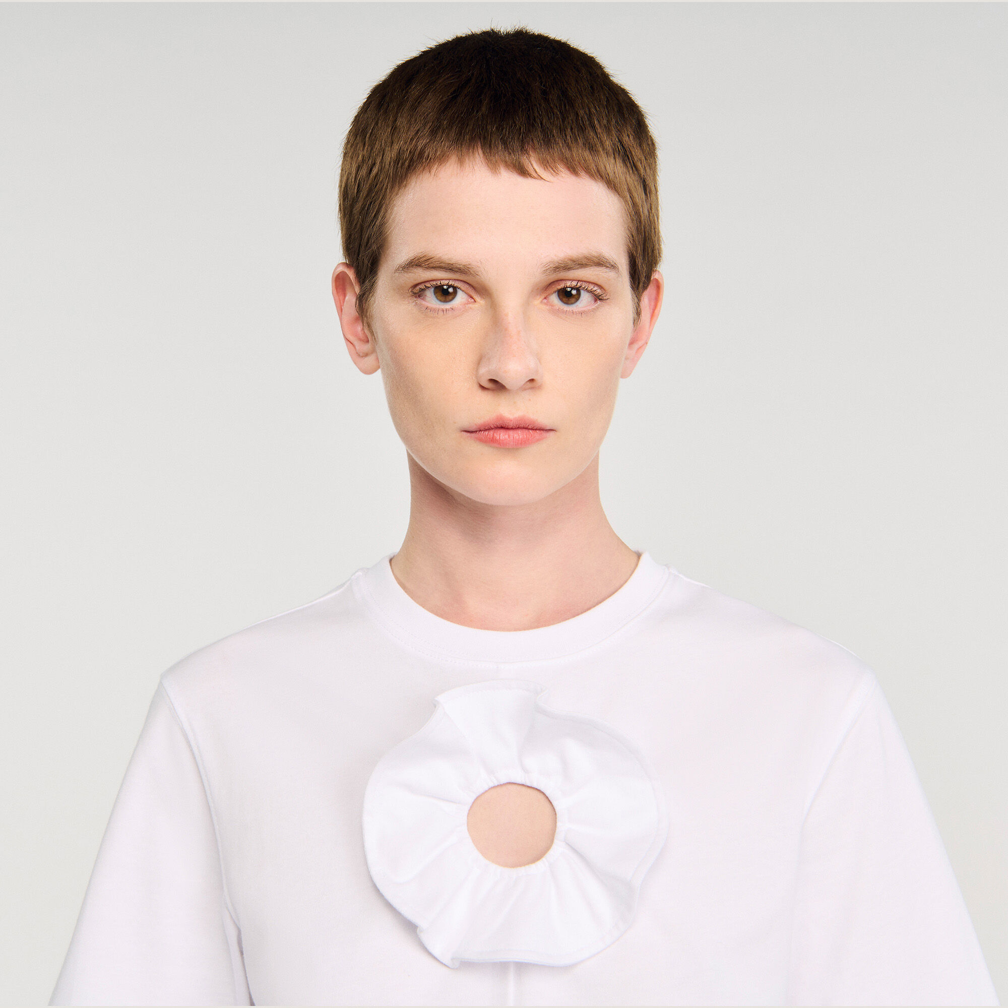 T-shirt à détail volant